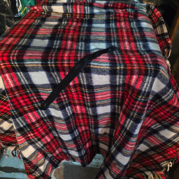 Vintage Stadium Blanket Poncho Red White Blue Plaid Zipper 52X61 Classic 60s 70s - Picture 3 of 10